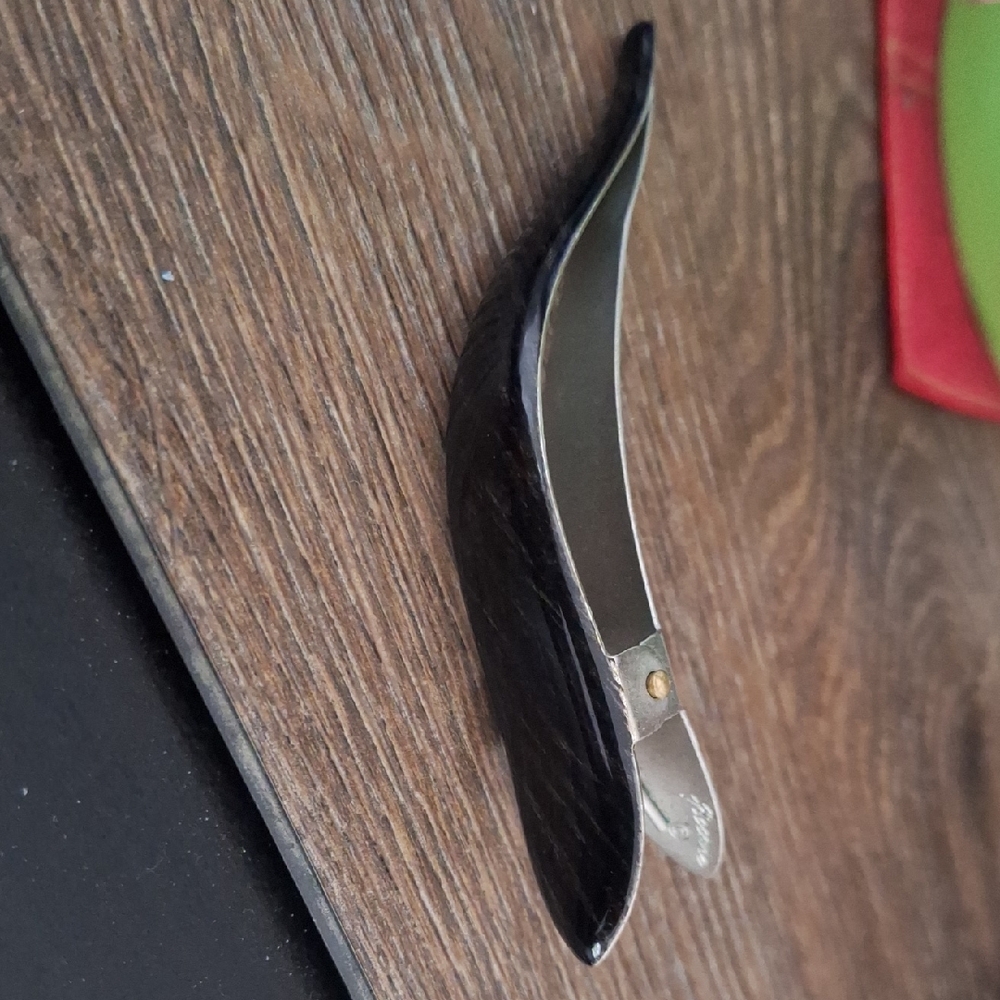 Ficcare black hair clip